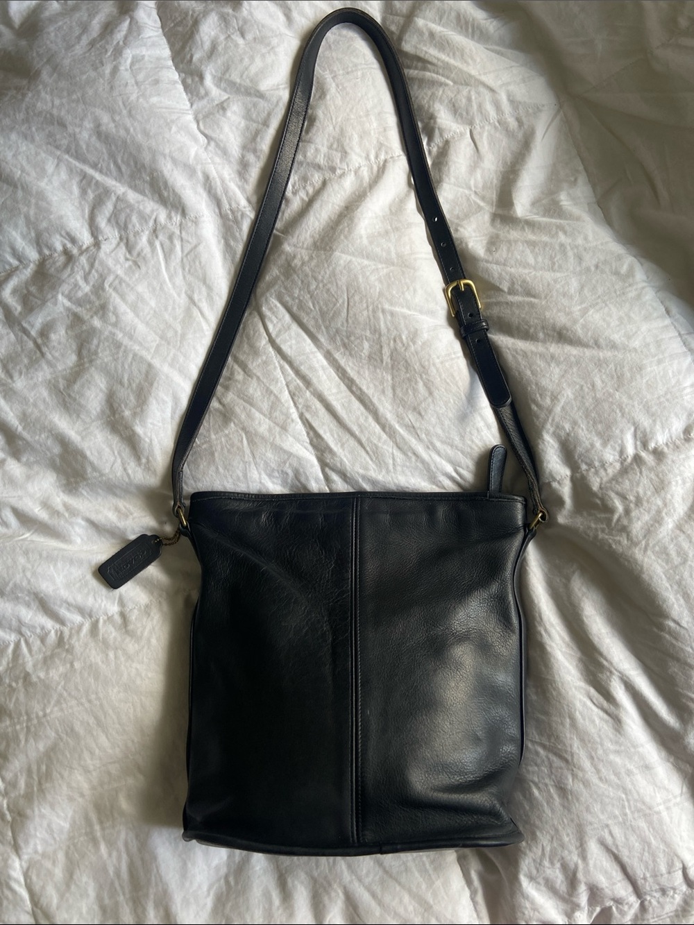 Rare Vintage Coach Late 80s pre-Legacy Black Leather Crossbody Shoulder Bag